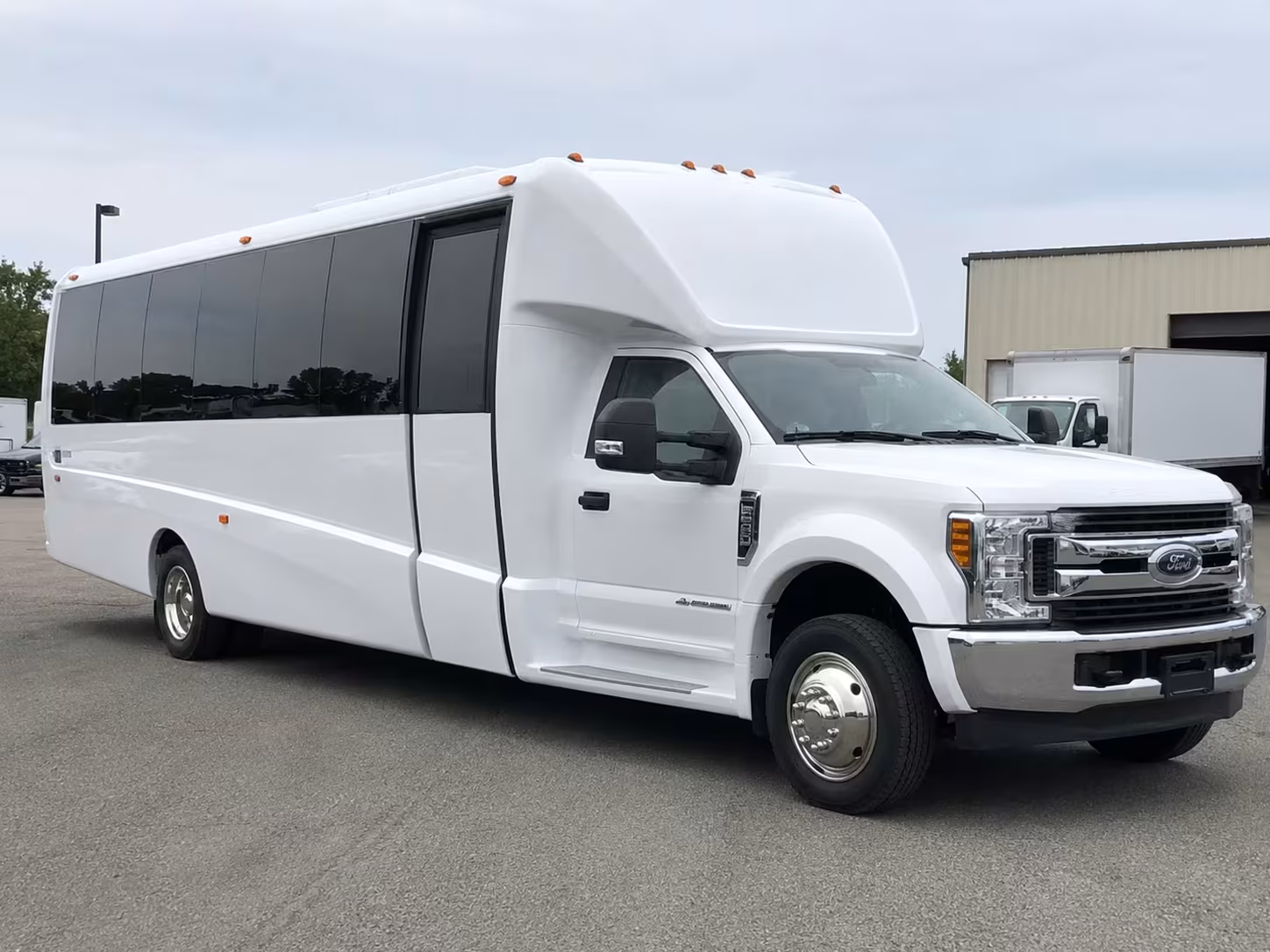 temple minibus rentals and charter buses for austin amphitheaters