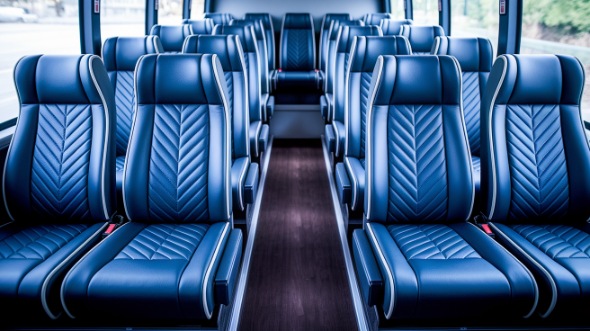temple 28 passenger minibus rental